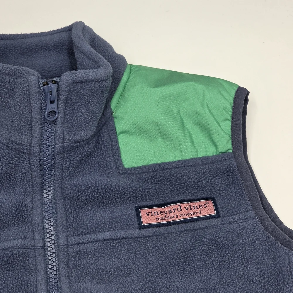 Vineyard Vines boys' Harbor Fleece vest size L